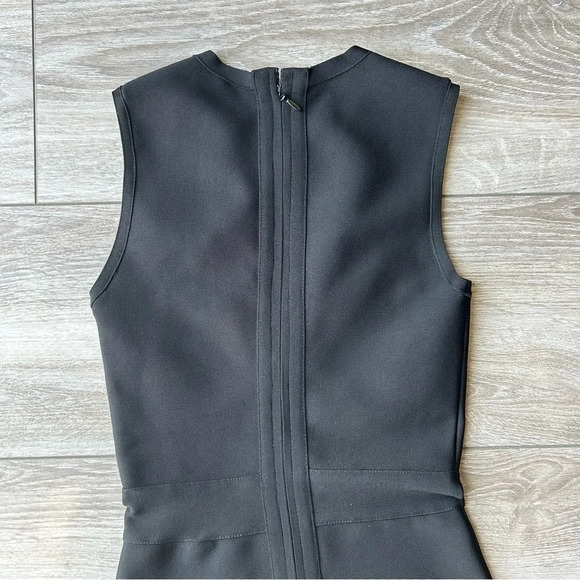 Miss Circle Lace Cut Out Front Bodycon Dress - Picture 7 of 10